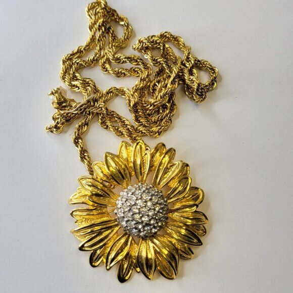 Vintage Gold Plated Sunflower Brooch And Or Pendant Necklace - Picture 1 of 10